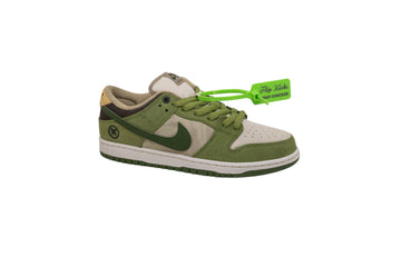 SB Dunk Low YUTO HORIGOME MATCHA