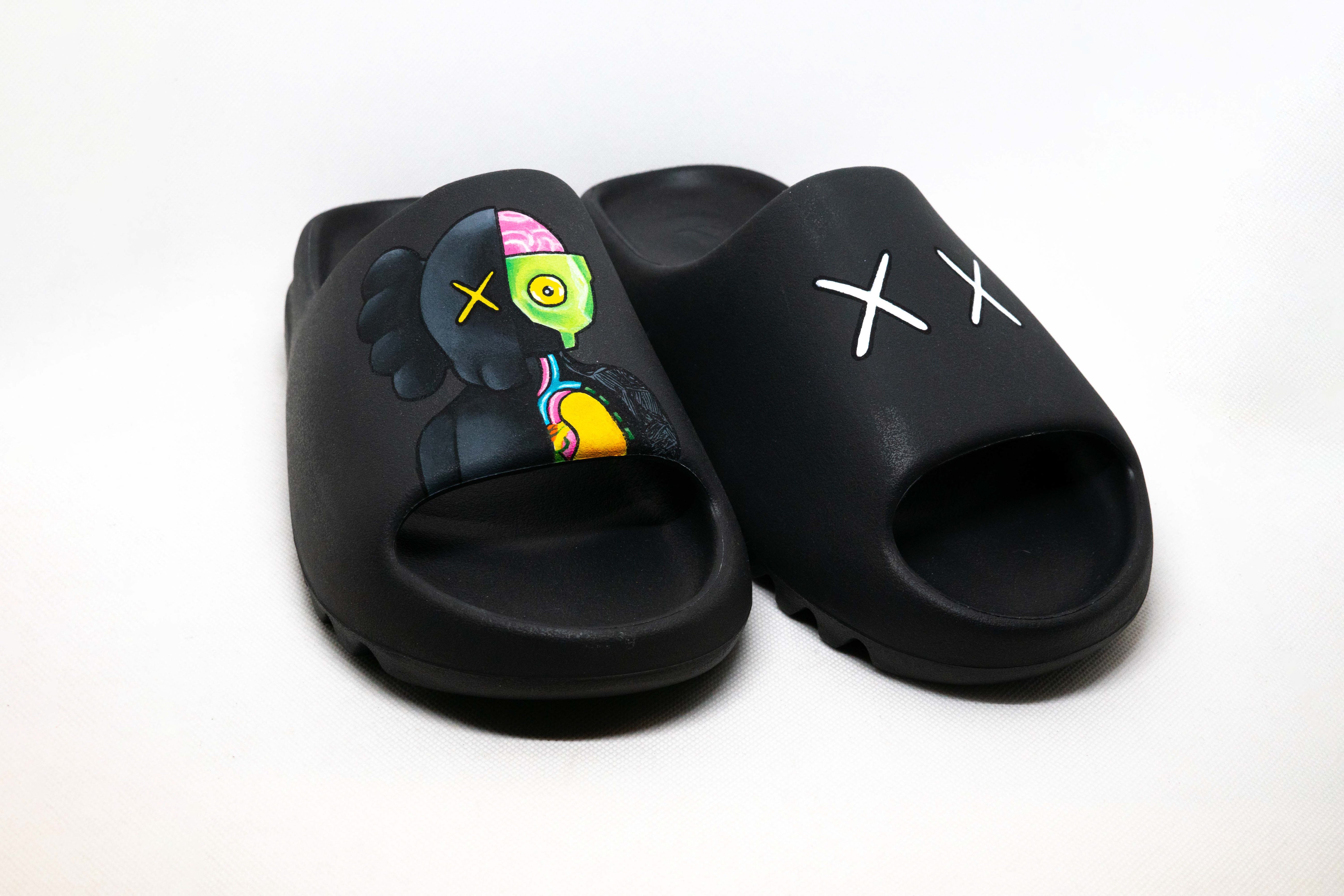 Jordan kaws slides online