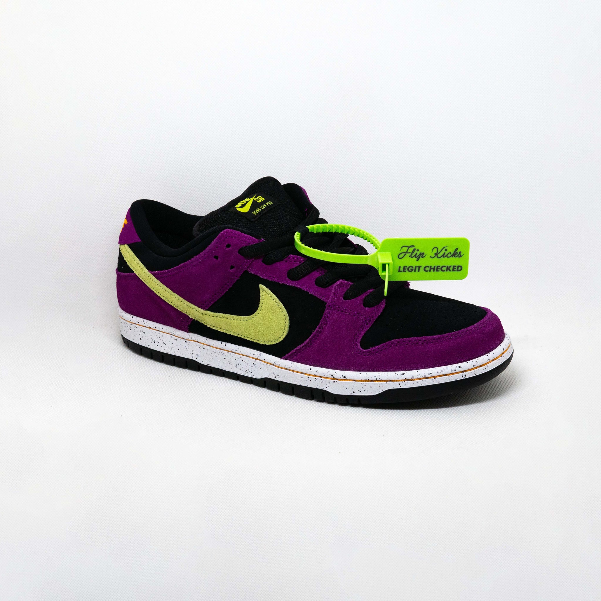 SB Dunk Low RED PLUM