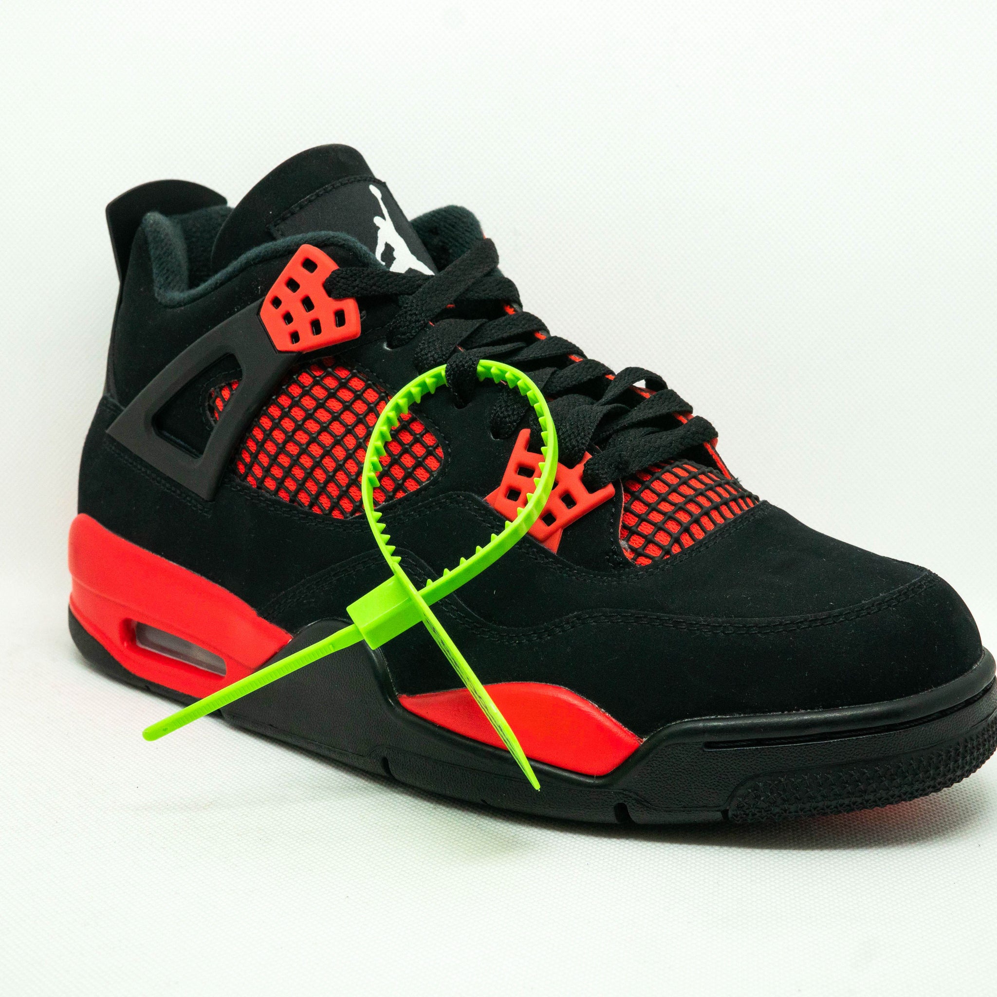 Jordan RED THUNDER1