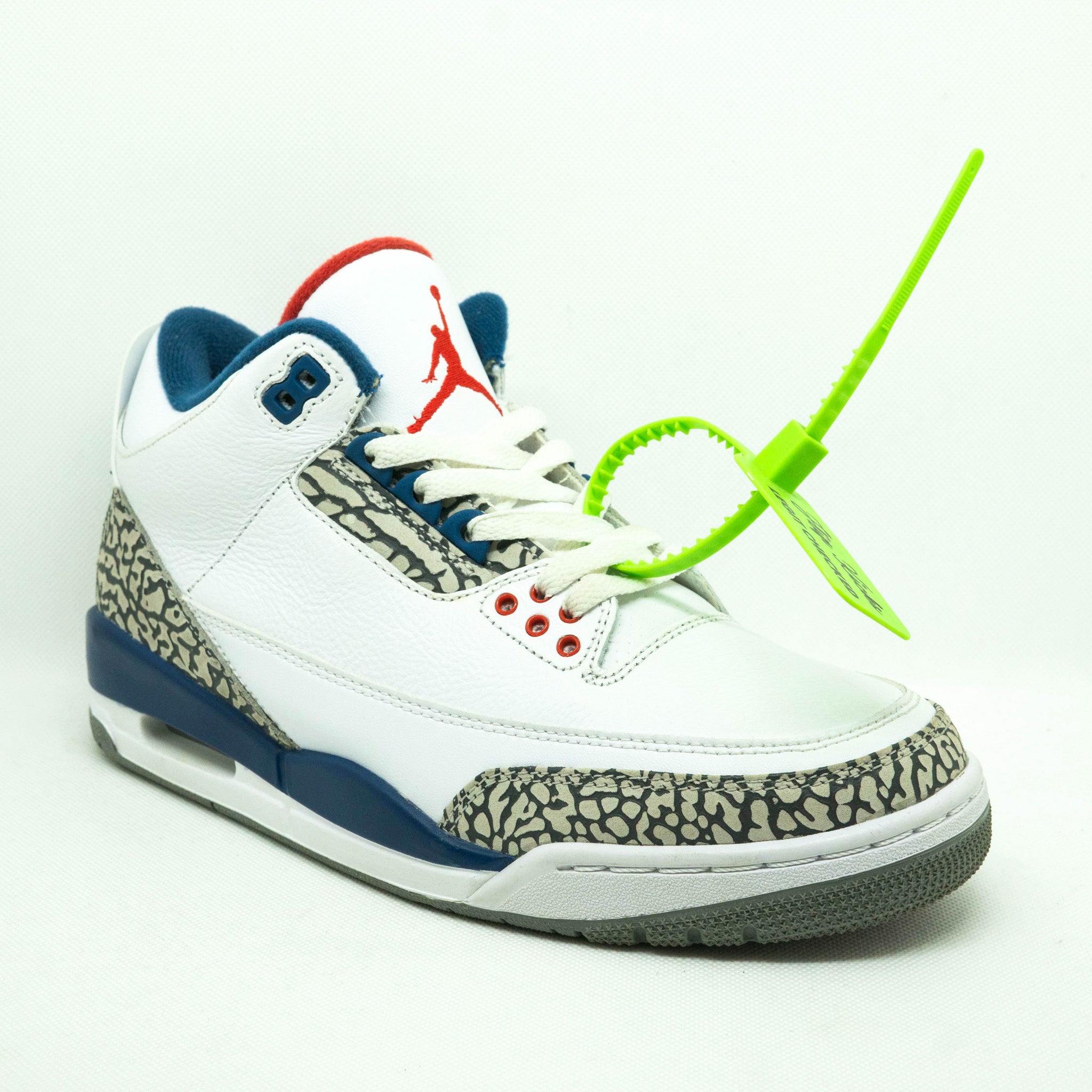 Jordan 3 TRUE BLUE