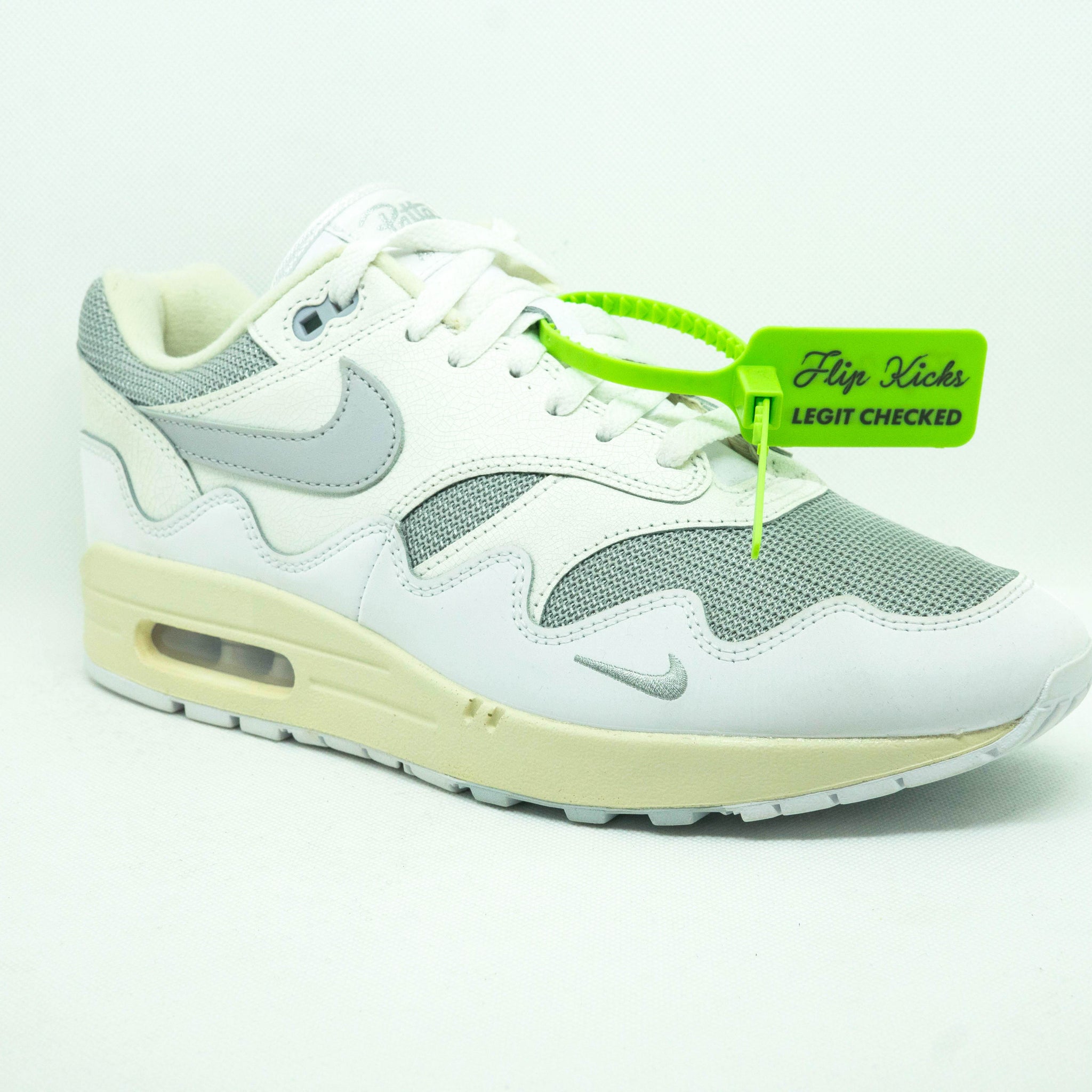 Air Max 1 PATTA WAVES WHITE