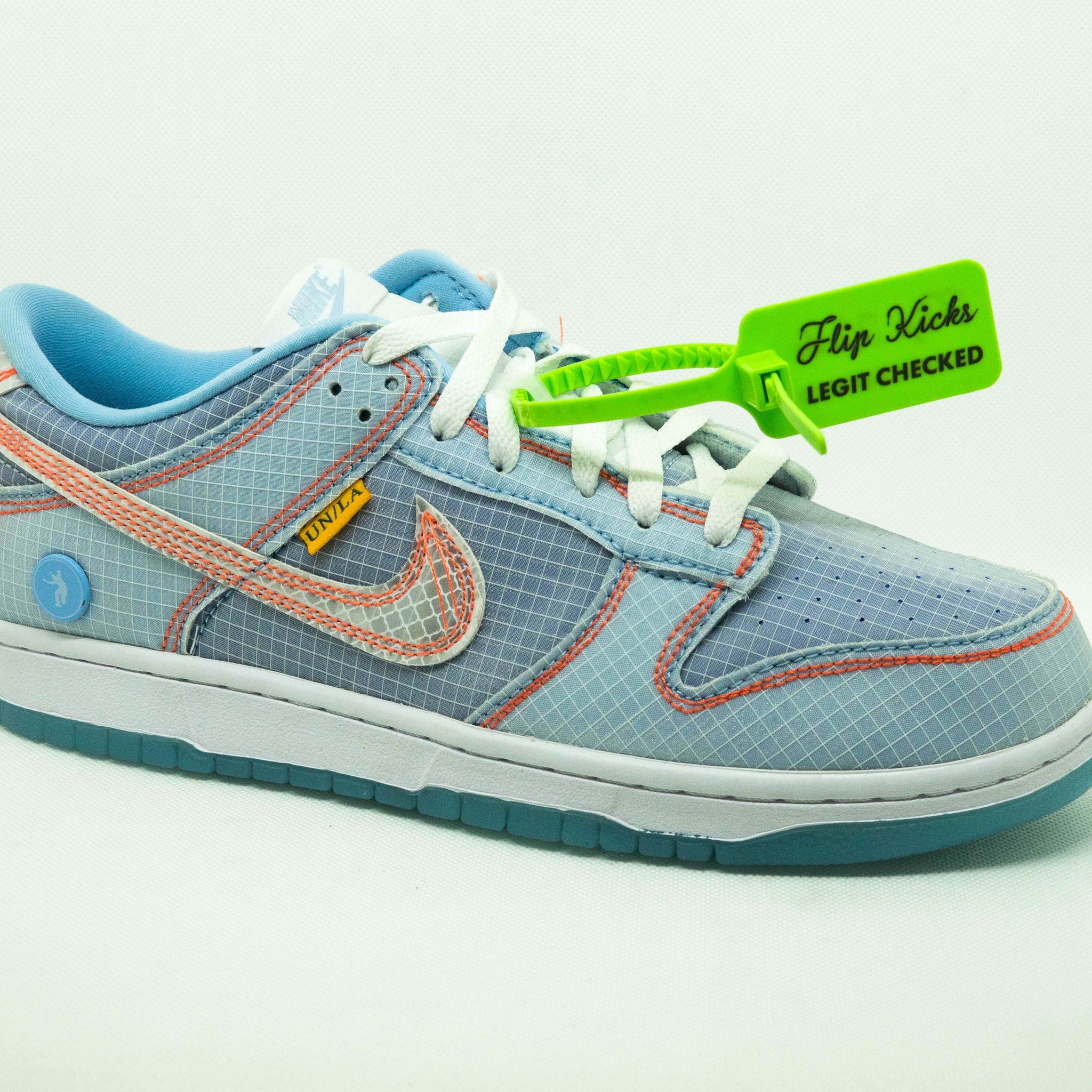 Dunk Low UNION PASSPORT PACK ARGON